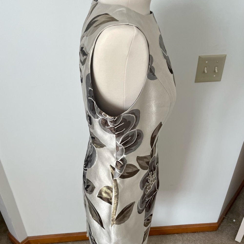 NWT Isaac Mizrahi Metallic Floral Sheath Dress Sz 10 - Picture 5 of 11